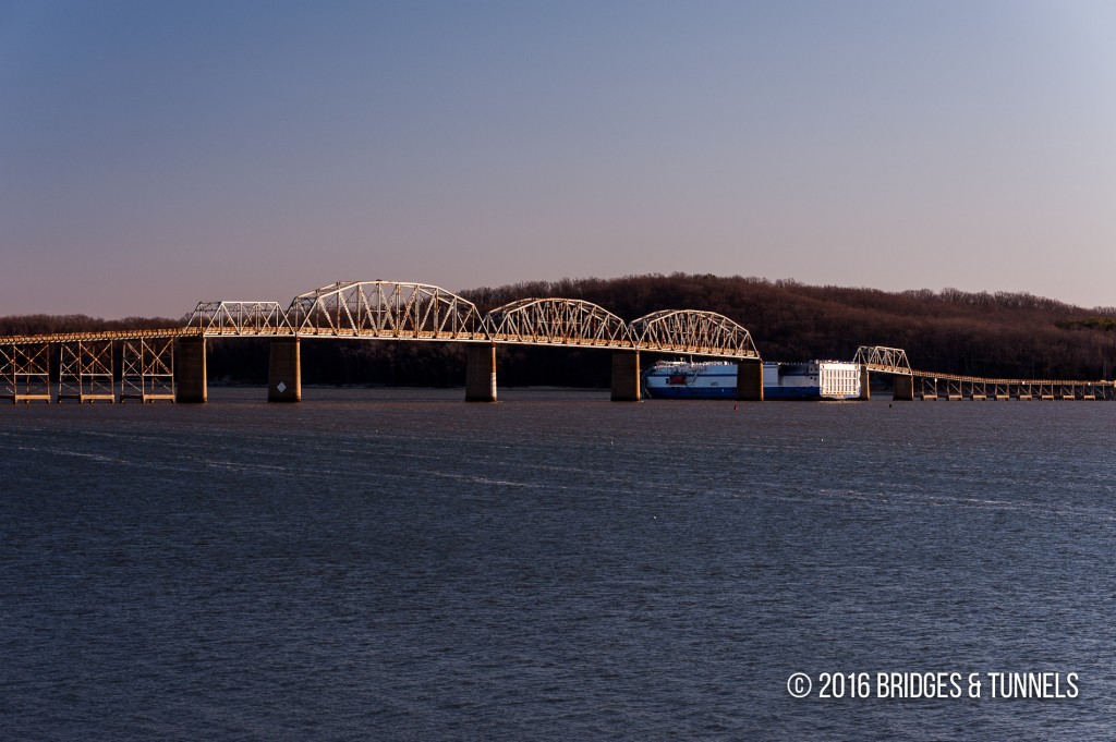 Eggner’s Ferry Bridge (US 68, KY 80)