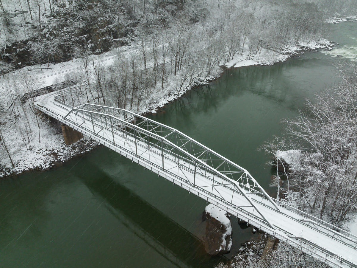 A Winter Escape to New River Bridges and Tunnels