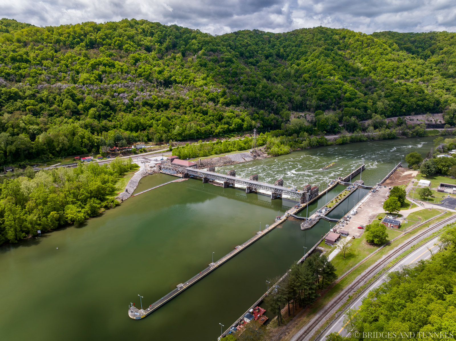 London Locks and Dam Bridges and Tunnels