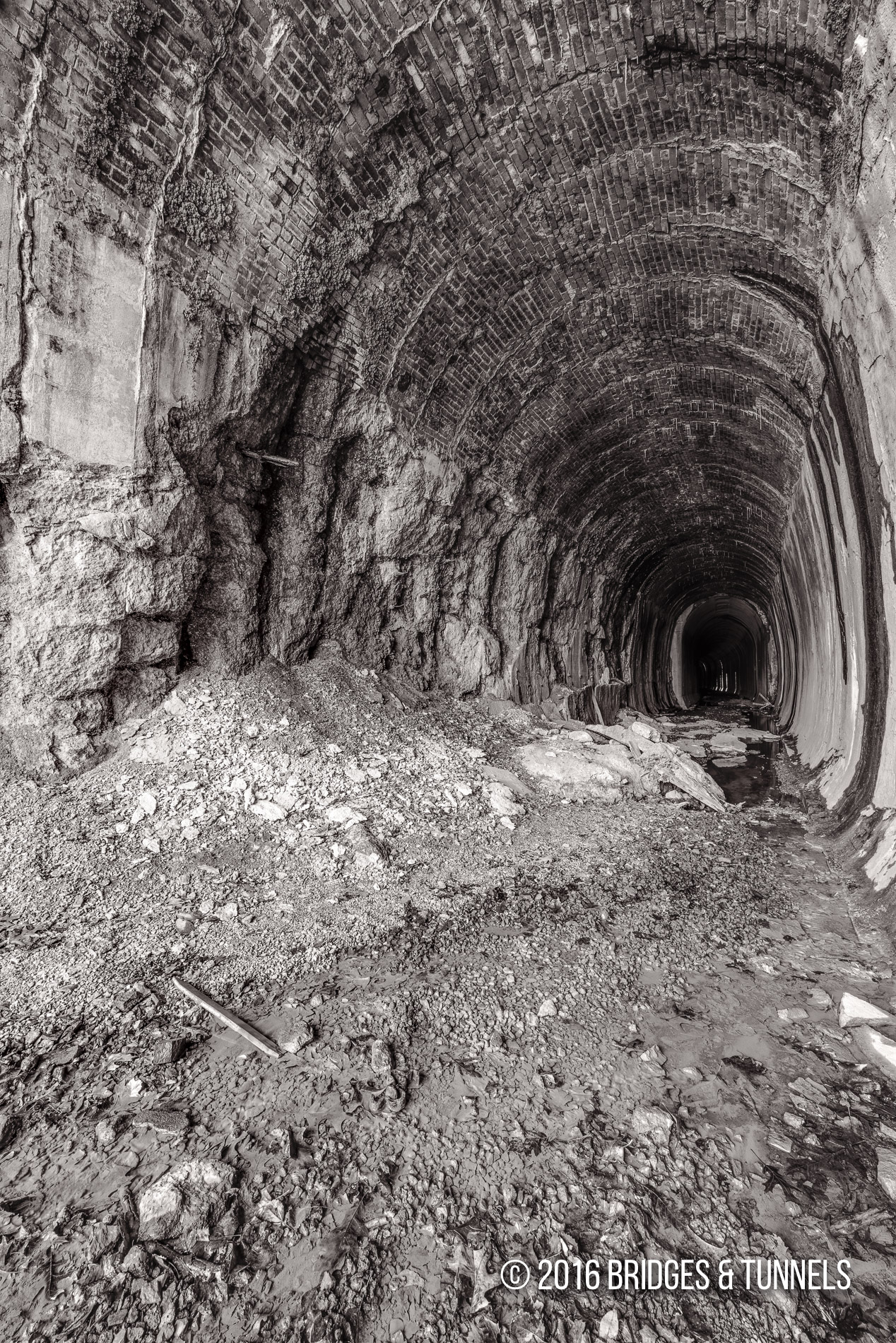 Stone Creek Tunnel (Cleveland & Marietta Railway)