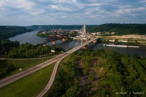 Veterans Memorial Bridge