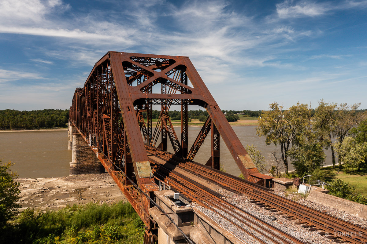 Thebes Bridge