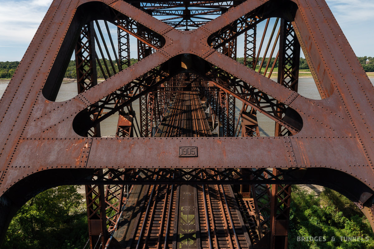 Thebes Bridge