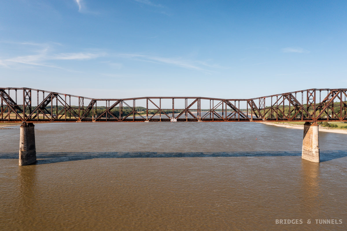 Thebes Bridge