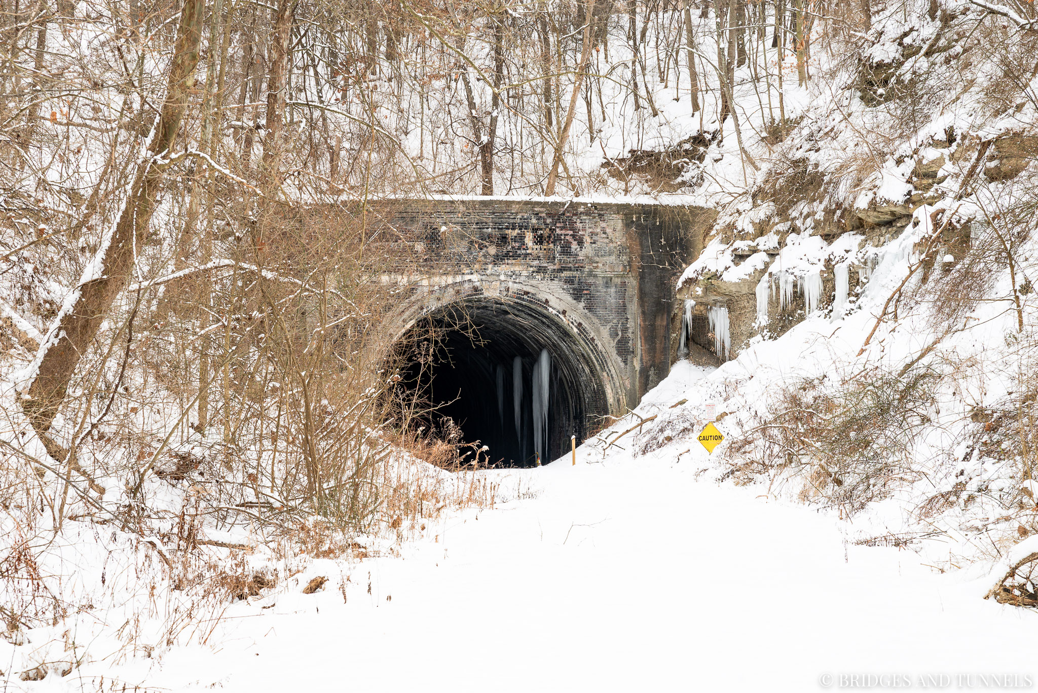 Baltimore and Ohio Railroad Wheeling-Pittsburgh Subdivision Tunnel No. 3 / National Pike Trail